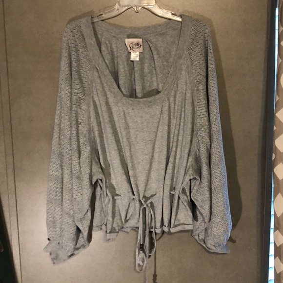 Closet Romantic Sweaters - Closet Romantic grey sweater